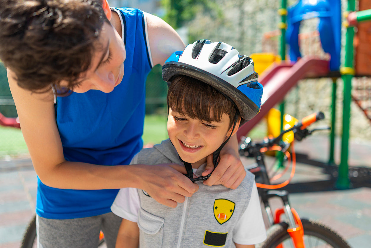 4 enkla sätt att hantera åldersskillnader mellan syskon