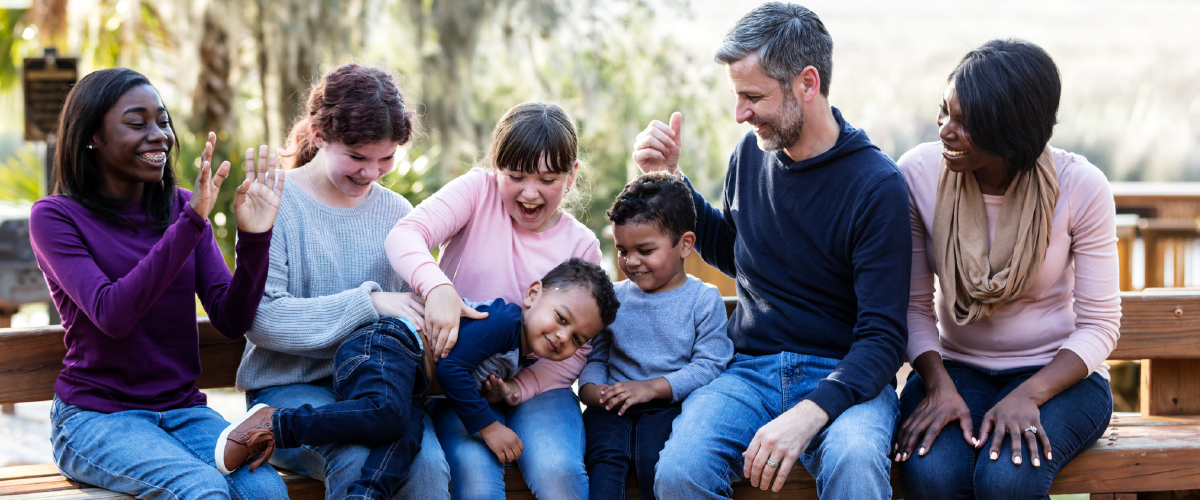 3 Tipps, damit gemischte Familien in Kontakt bleiben
