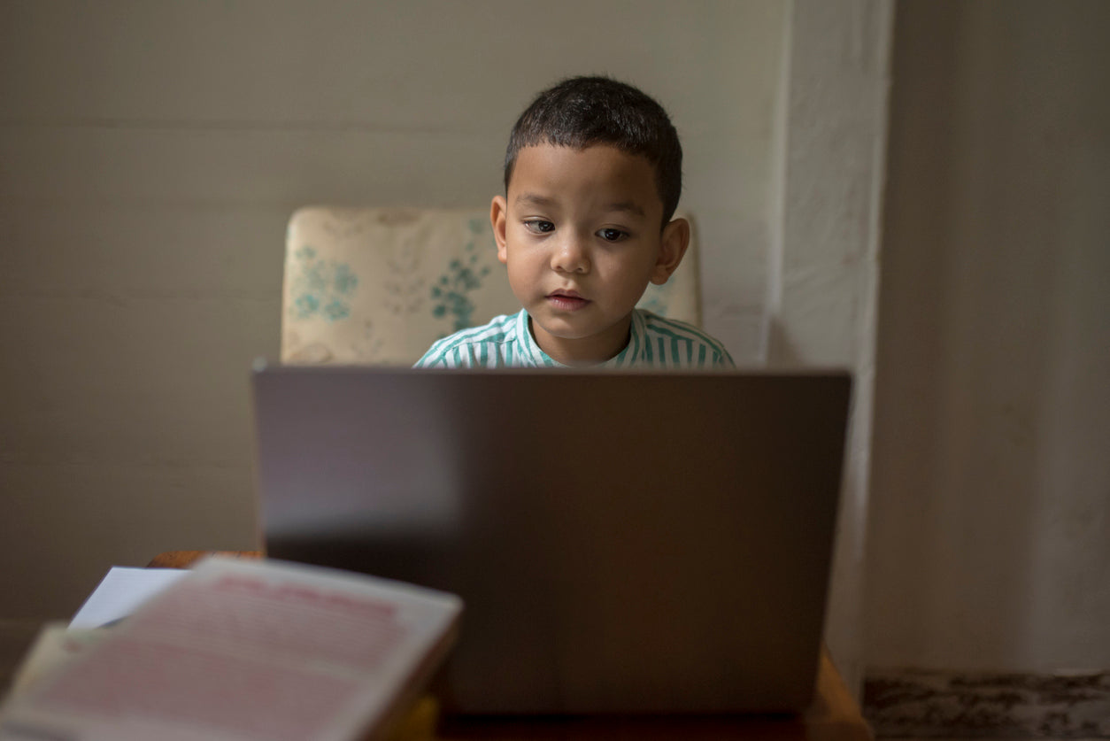 Erkennen der Anzeichen von Online-Grooming